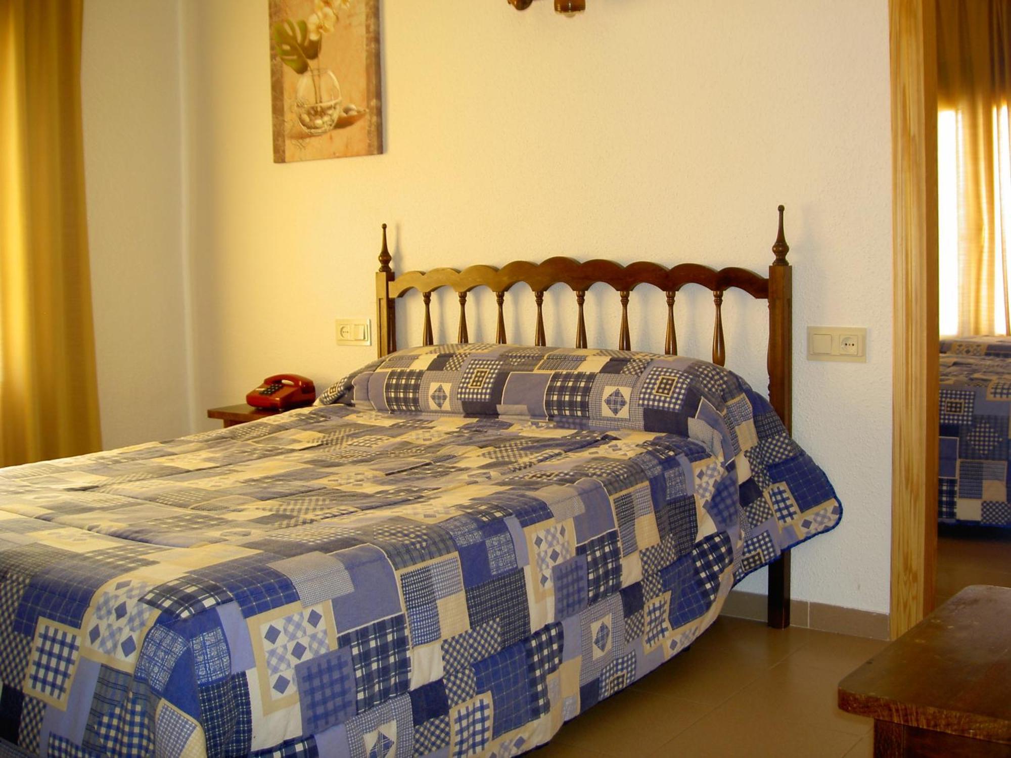 Hotel Álvarez Tuéjar Esterno foto